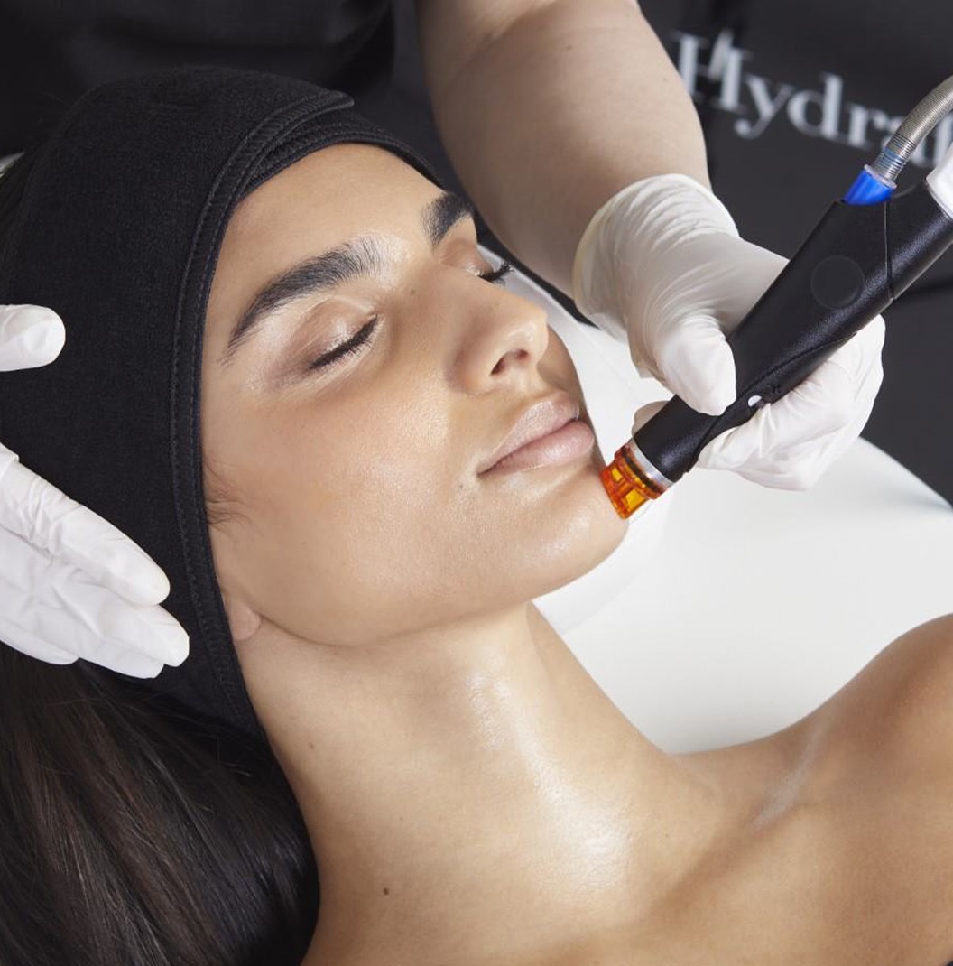 hydrafacial for neck and chin 